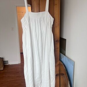 Banana Republic Factory linen sundress